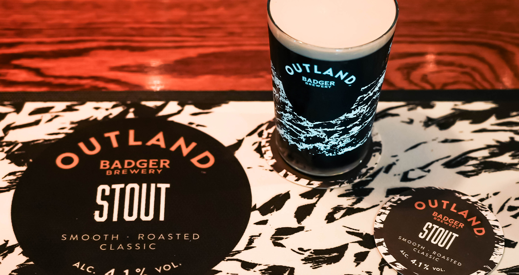 Pint of Outland Stout